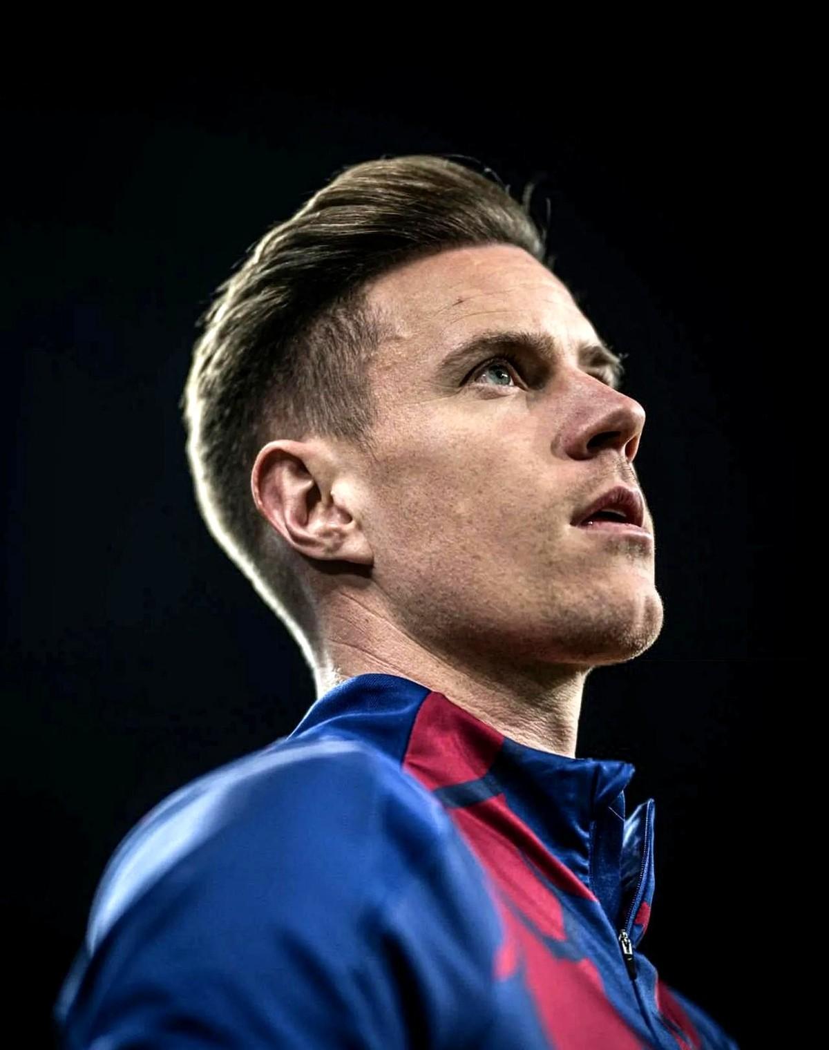 英雄联盟台服官网-关于今晨勒沃库森遗憾出局：西甲节点到来，信心回归，更衣室氛围转暖的信息